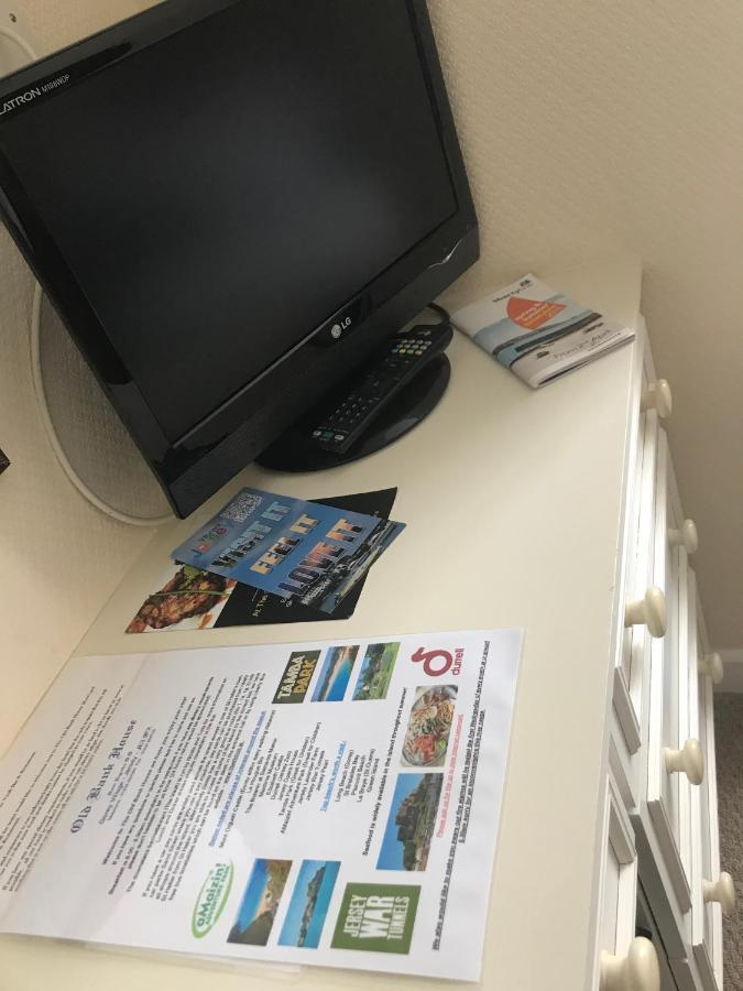旧银行大厦酒店 Grouville 外观 照片